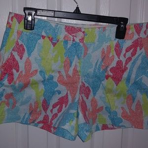 Ladies Crown And Ivy shorts 8P new without tags